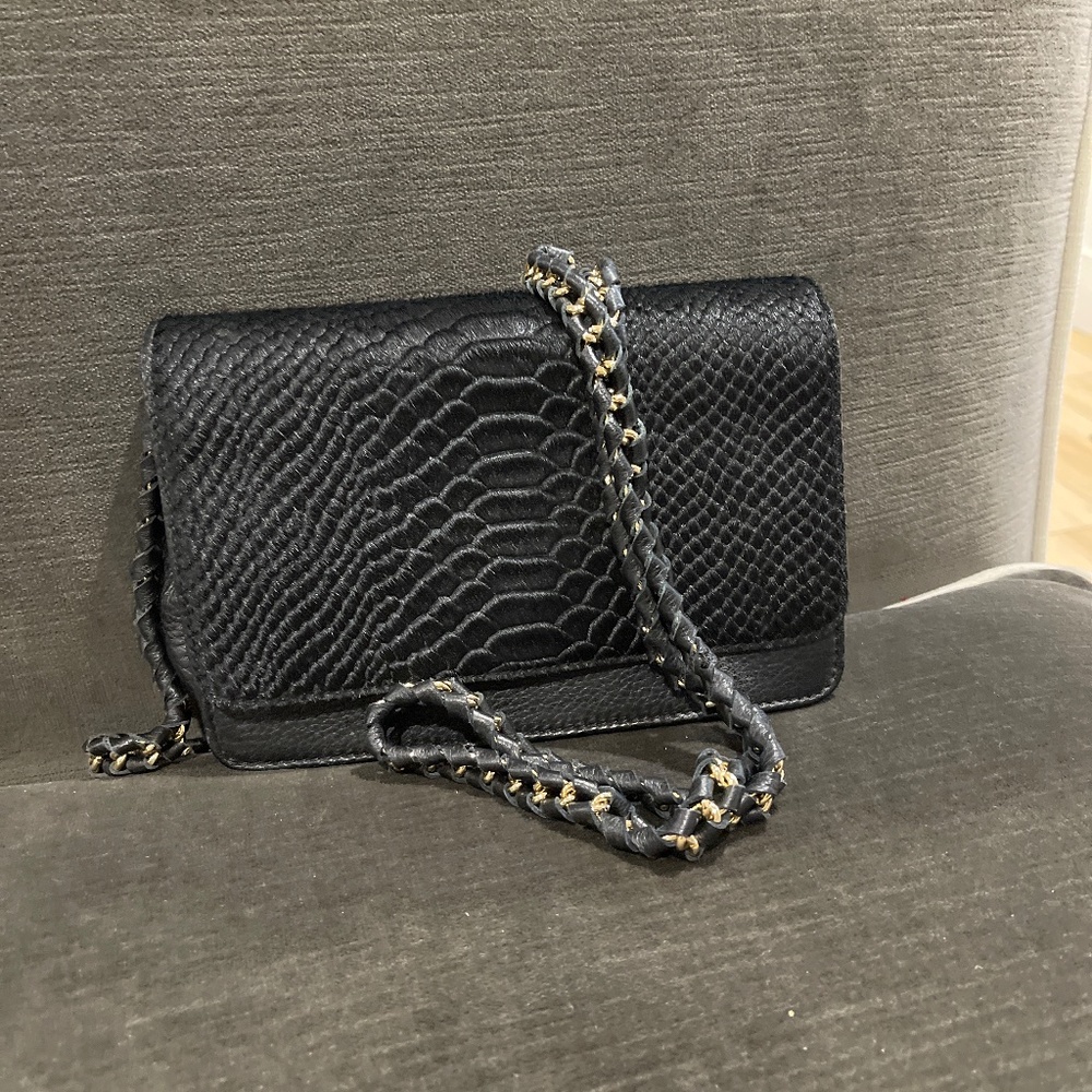 Leather bag